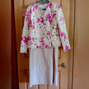 "Leslie Fay Dresses Made in El Salvador" Two piece dress